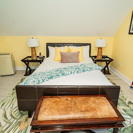 Water'S Edge Inn - Adults Only Folly Beach Extérieur photo